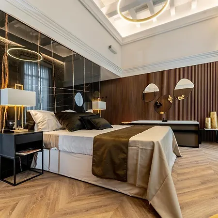 Nero Luxury 4* カリアリ