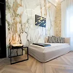 Nero Luxury