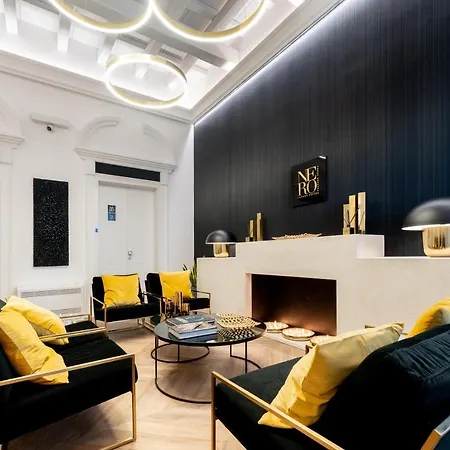 Casa de hóspedes Nero Luxury 4*