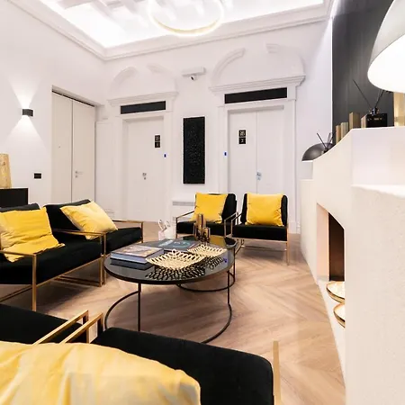 Casa de hóspedes Nero Luxury 4*